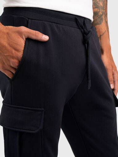 Cotton cargo trousers with logo - 4