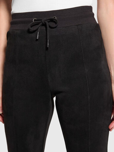 Black suede pants - 4