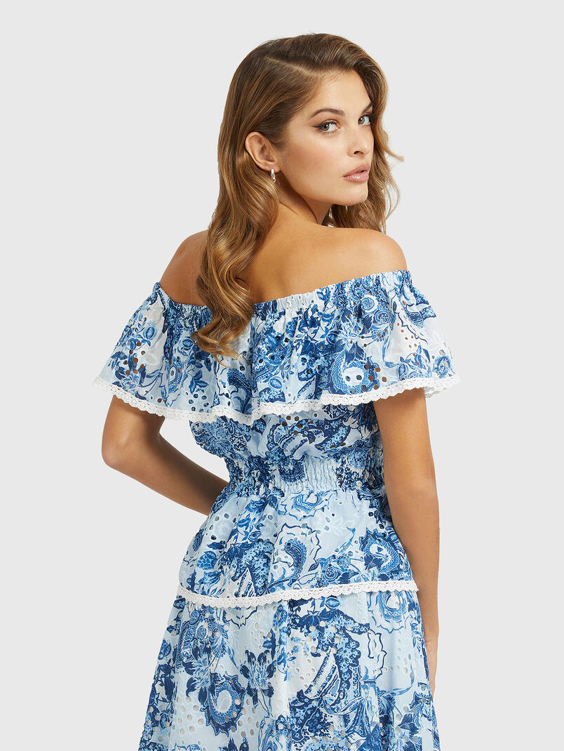 PEGGY top with ruffled and embroidery - 3
