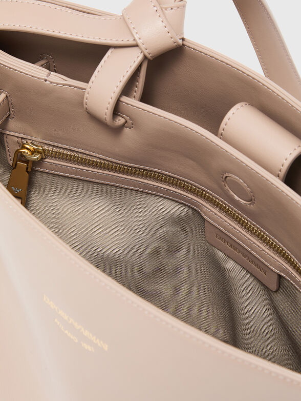 Beige bag with gold accents - 6