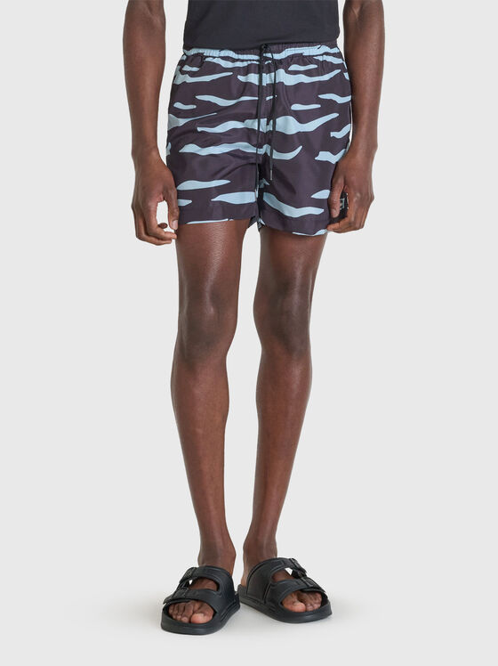 Плажни шорти с принт - 1