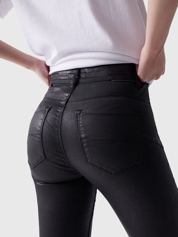 Coated jeans with push up effect - 3