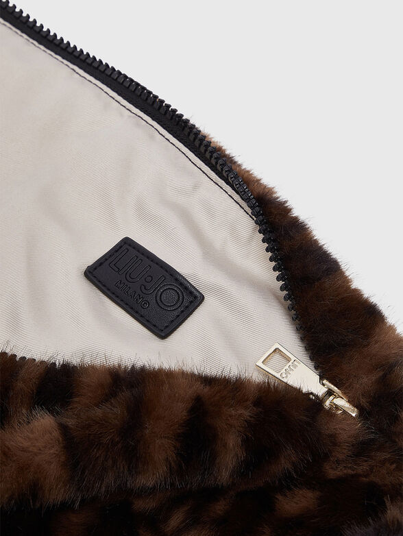 Large faux fur bag - 6