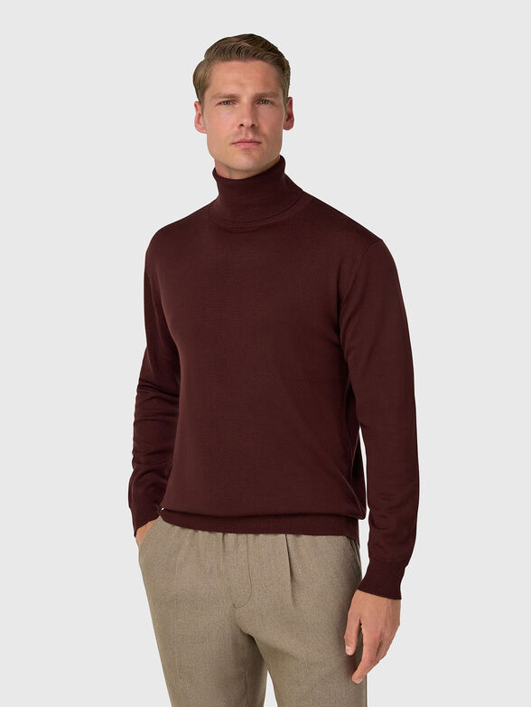 Wool sweater in burgundy - 1