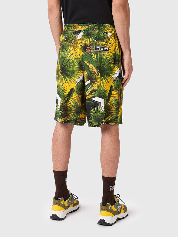 Shorts with floral print - 1