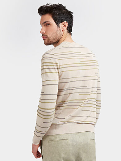 Sweater with embossed stripes - 2