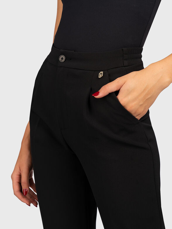 Black trousers - 3