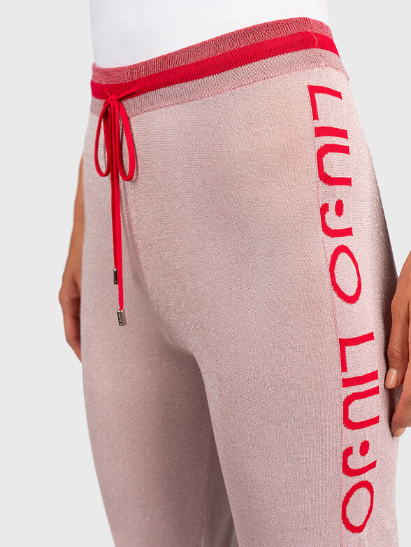 Pants with contrasting logo branding - 3