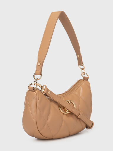 Quilted bag with logo accent - 5