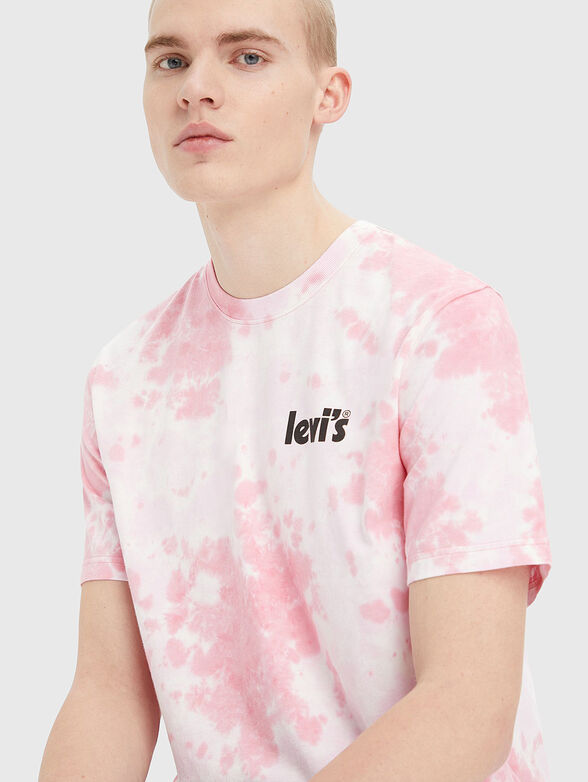 Pink T-shirt with logo element - 4