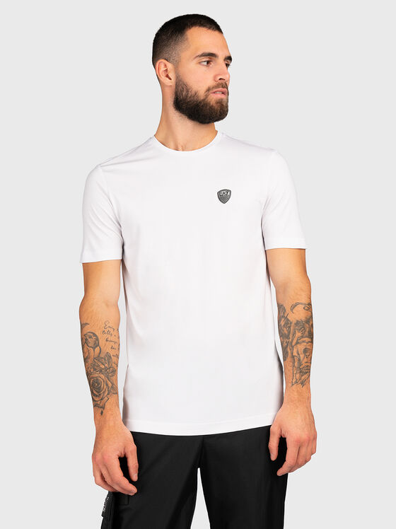 Бяла тениска с лого детайл  - 1