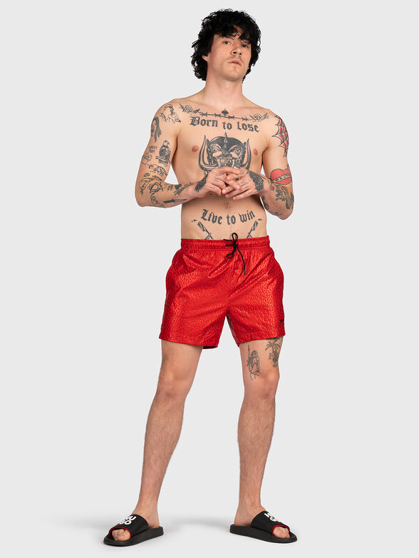 Beach shorts with monogram logo print - 4