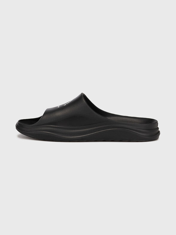 SKOONA beach shoes in black color - 4