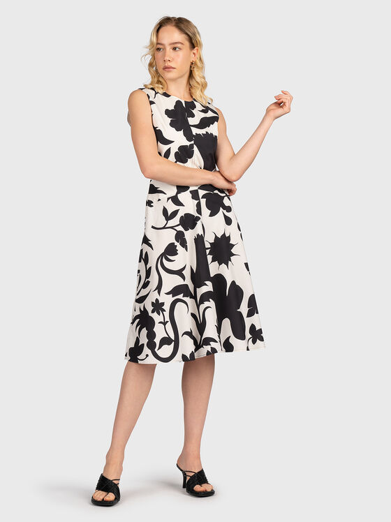 Dress with contrasting floral motifs - 1
