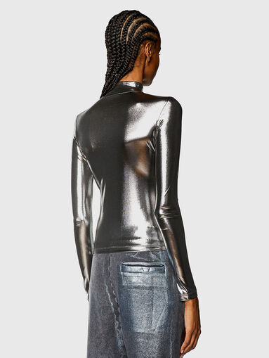 Blouse with metallic effect and accent chain - 3