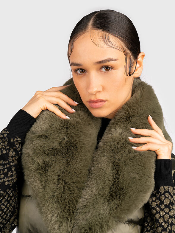Padded vest with faux fur collar - 4