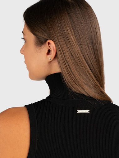 Turtleneck cropped top - 4