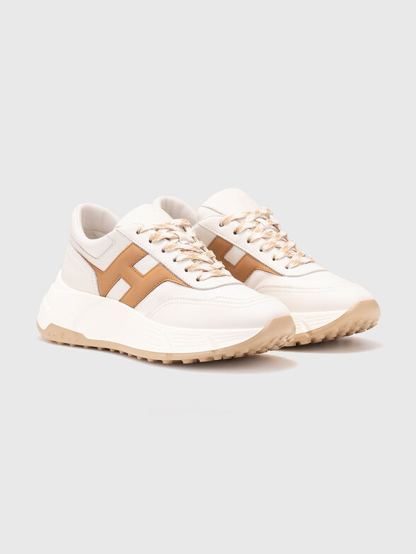 Leather sneakers with a logo detail - 2