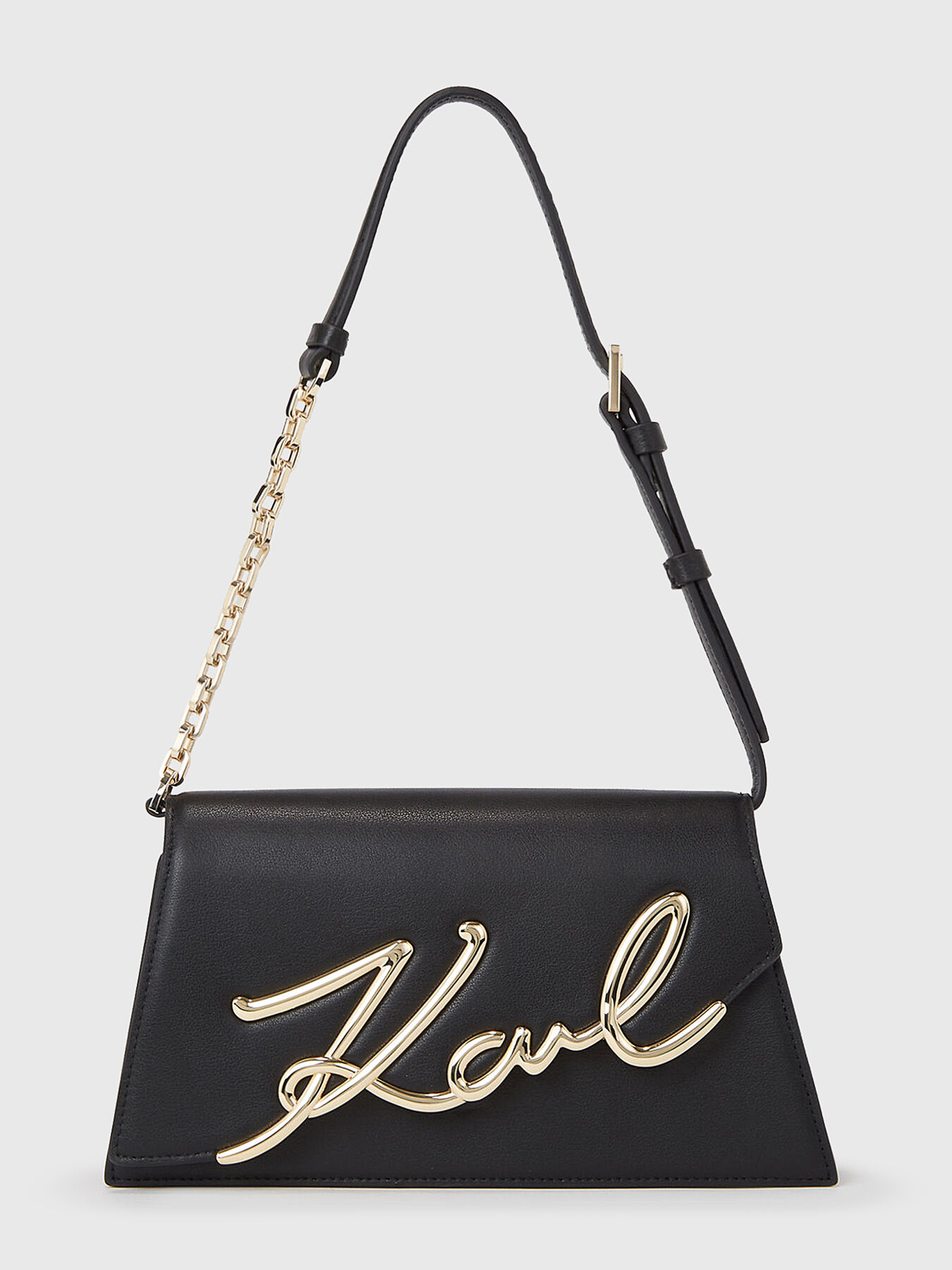 Signature bags logo deals