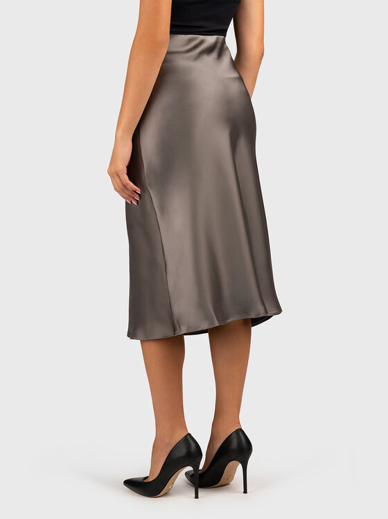 Сива пола със сатениран ефект - 2