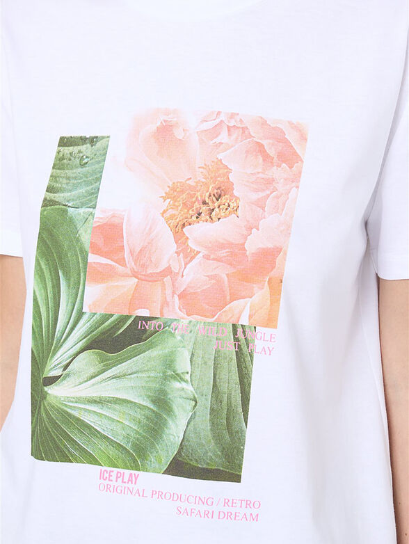 Printed T-shirt in white  - 4