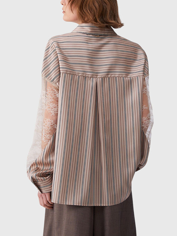 Striped shirt with lace details - 3