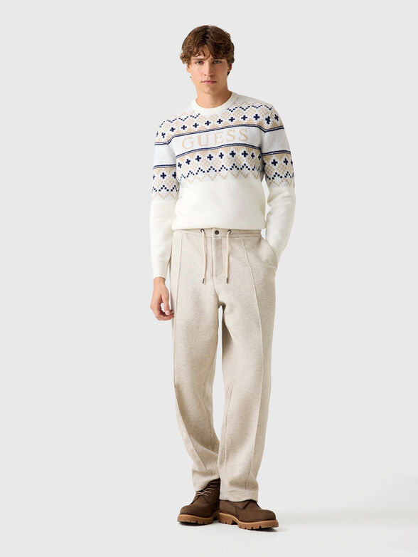 Jacquard sweater with oval neck - 2