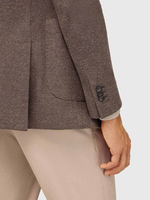 Textured jacket made of cotton blend - 4