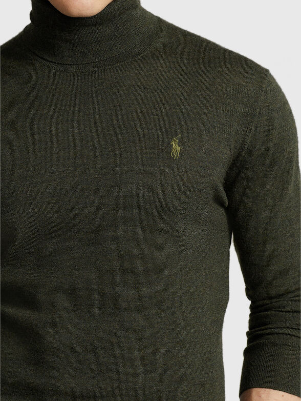 High-neck wool sweater - 3