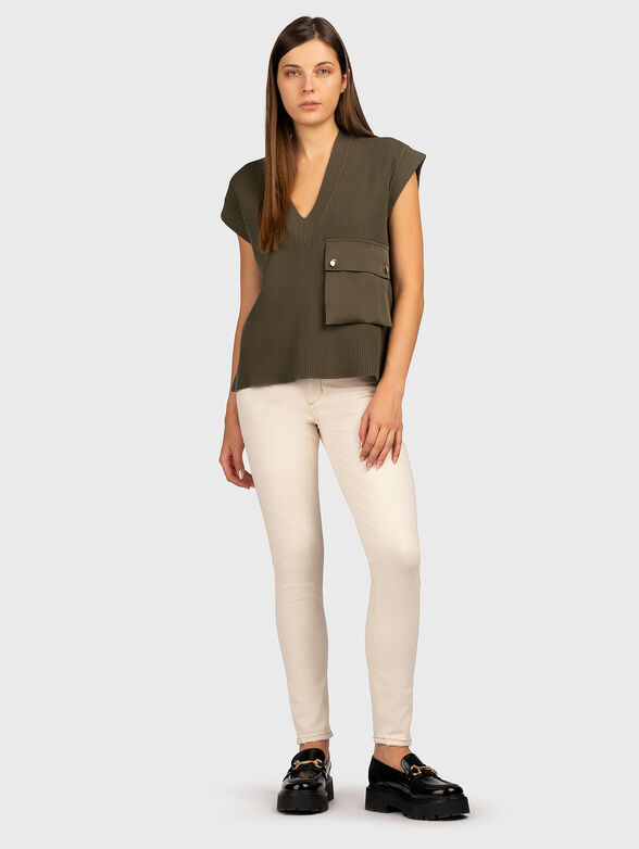 V-neck sleeveless sweater - 2