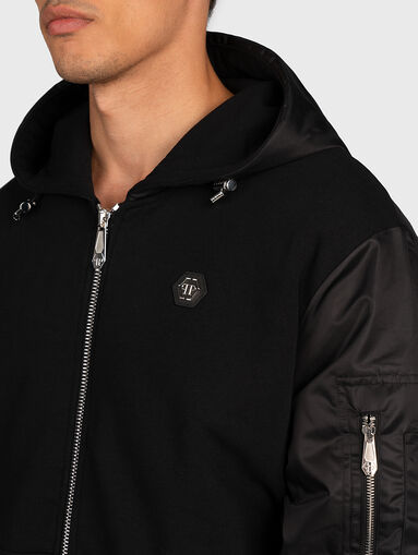 Sweatshirt with logo embroidery - 3