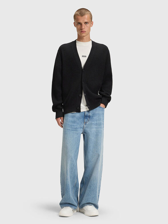 Cardigan with buttons and V-neck - 2