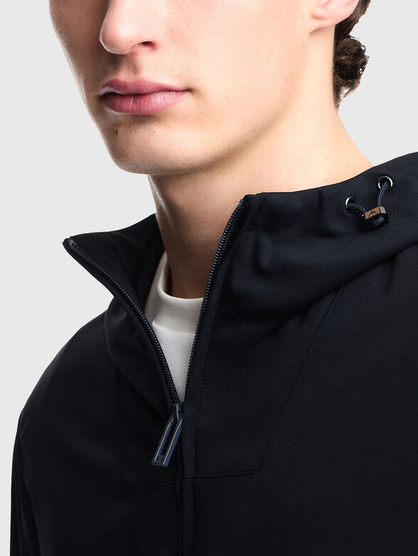 Transitional jacket with a hood - 4