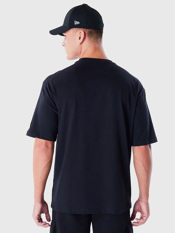 T-shirt with an accent print - 1