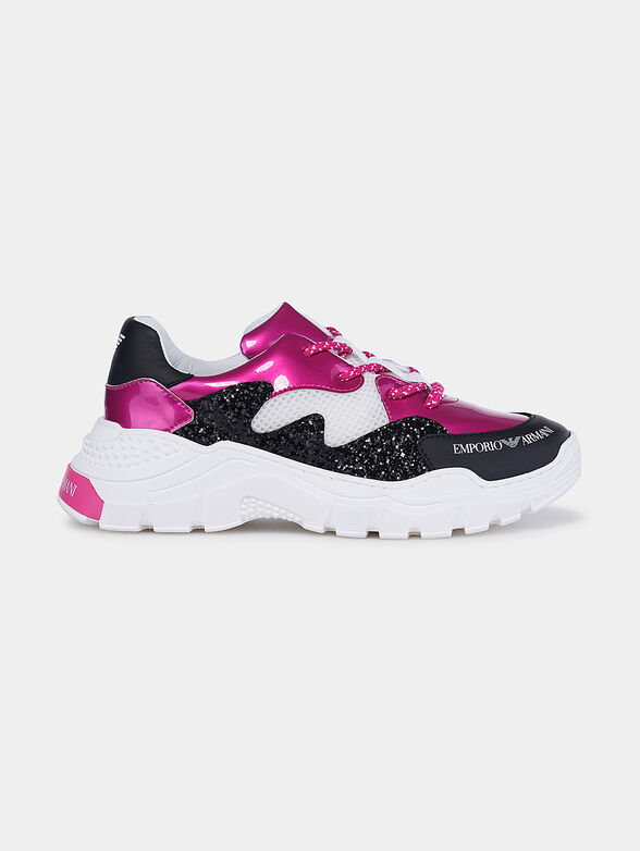 Sports shoes with shiny details - 1