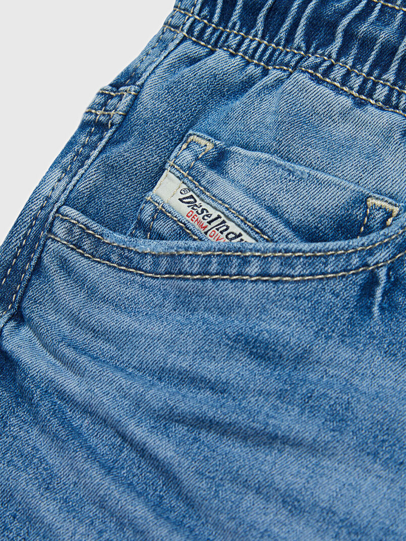 Blue jeans with ties and washed effect - 3