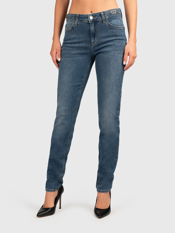 Jeans with logo accents at the waist - 1