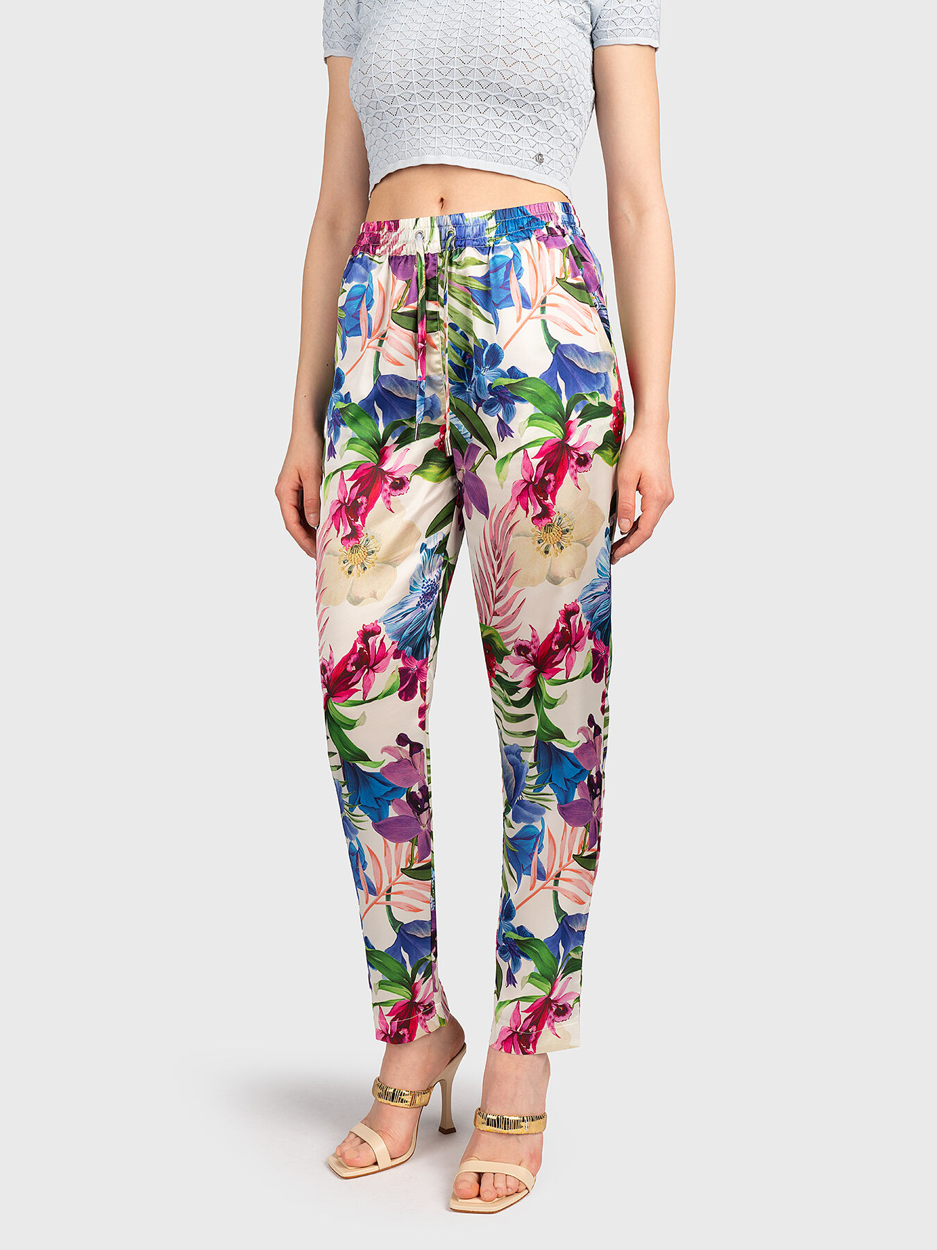 VIOLA trousers with floral print brand GUESS Globalbrandsstore en