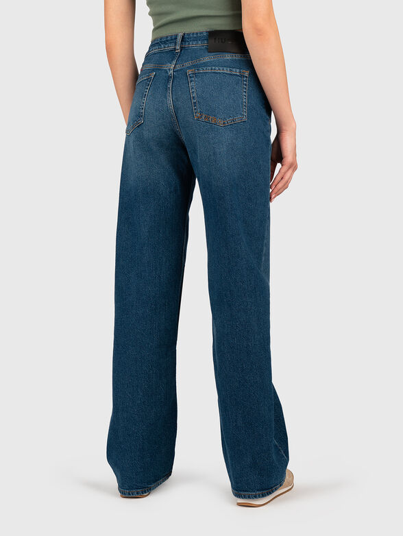 Jeans with high waist and worn effect - 1