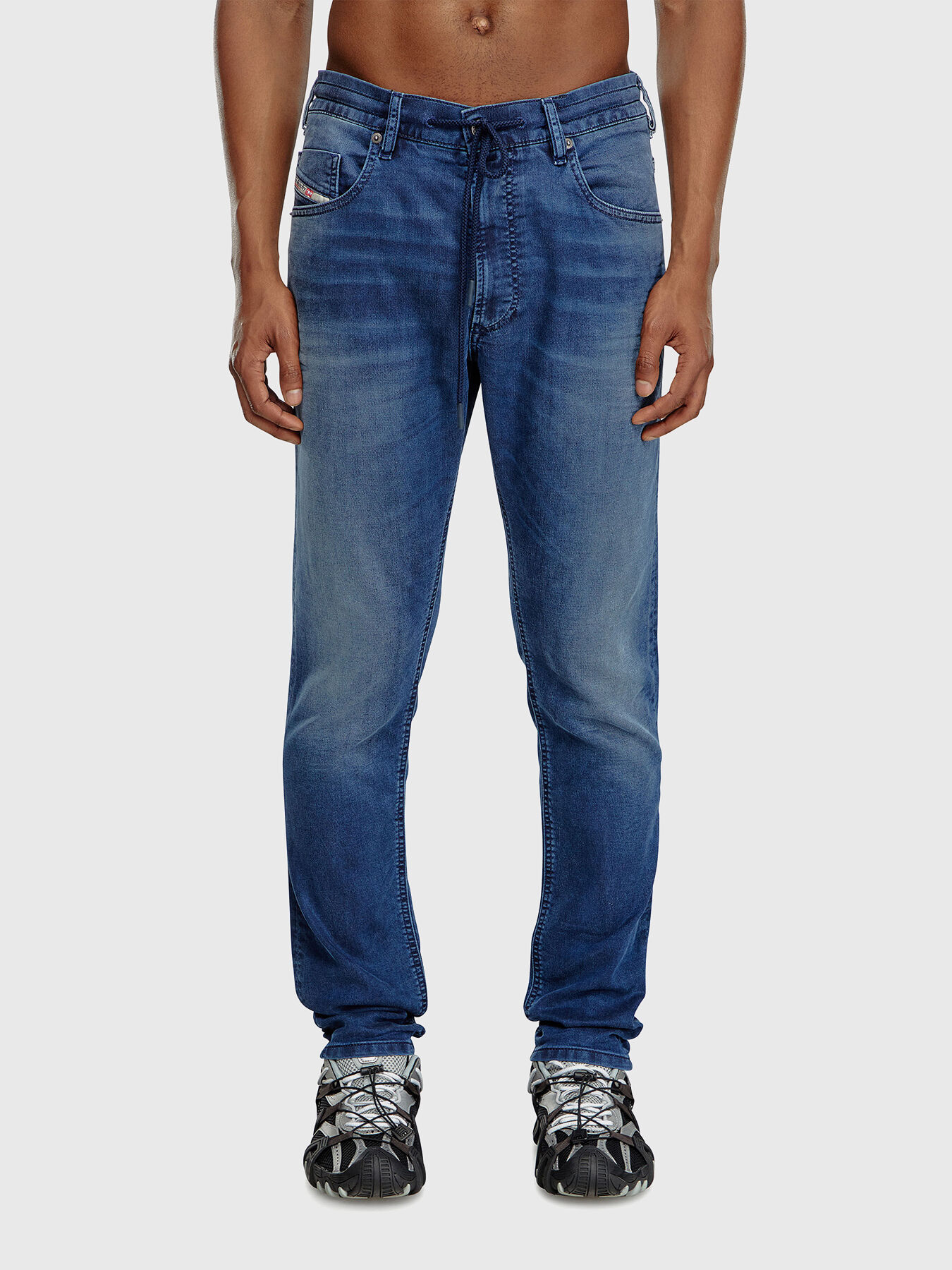 2032 D-KROOLEY-B JOGG jeans brand DIESEL — Globalbrandsstore