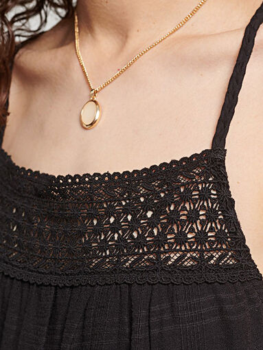 Black maxi dress with embroidery - 3