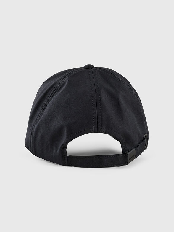 Baseball cap with logo accent - 2