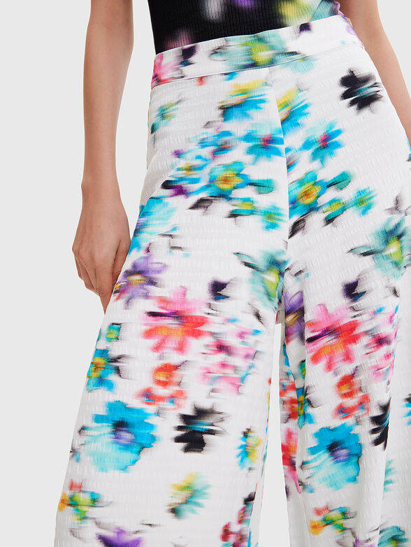 DANIELA trousers with floral accent - 3