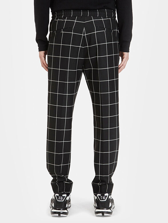Checkered pants with drawstrings - 2