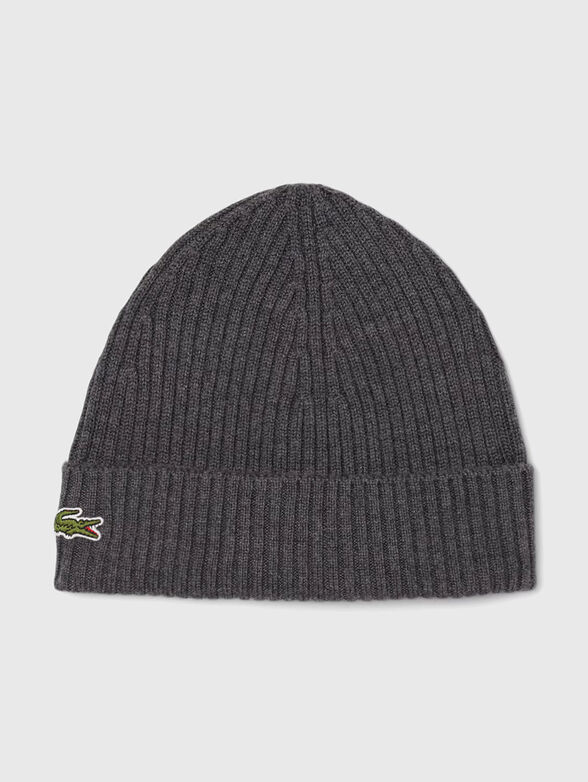 Unisex wool beanie in red color - 1