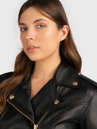 Cropped leather jacket with short sleeves - 4
