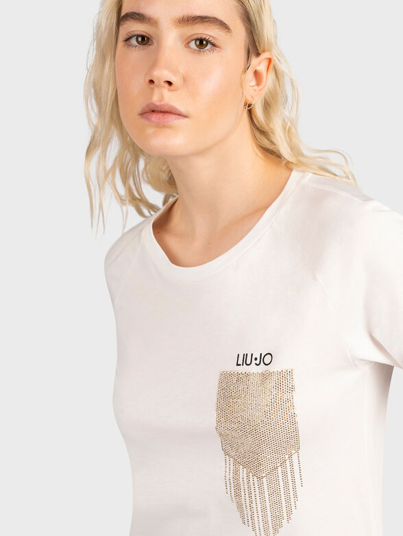 Black T-shirt with shiny accents - 3