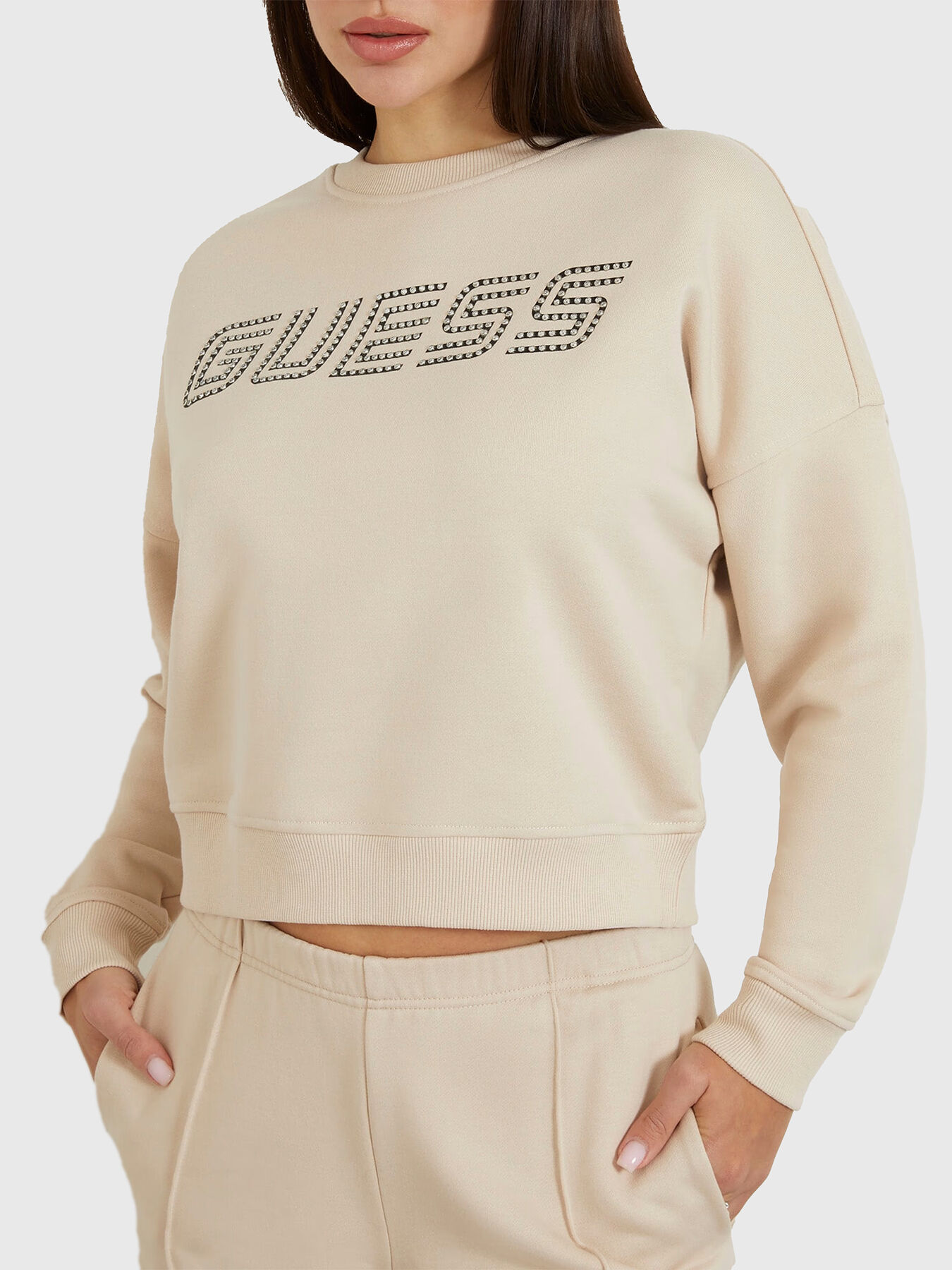 SKYLAR beige sweatshirt with logo accent brand GUESS —  Globalbrandsstore.com/en