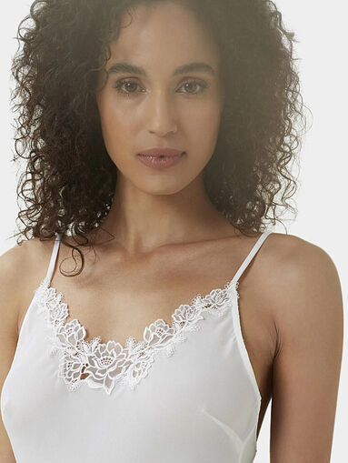 BRIDE DREAM chemise with embroidered details - 3