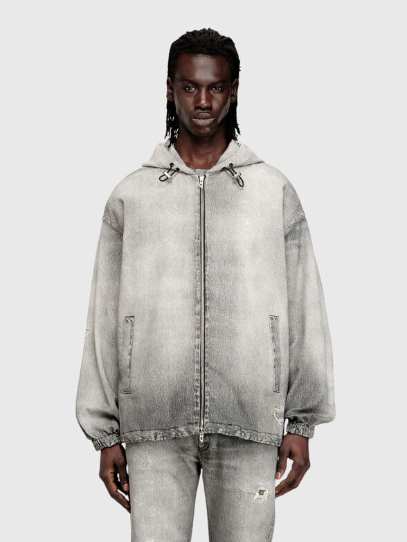 Denim jacket with a distressed look - 1